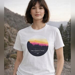 The North Face Peak Sunset Fine Alpine Equipment Graphic Tee  XL